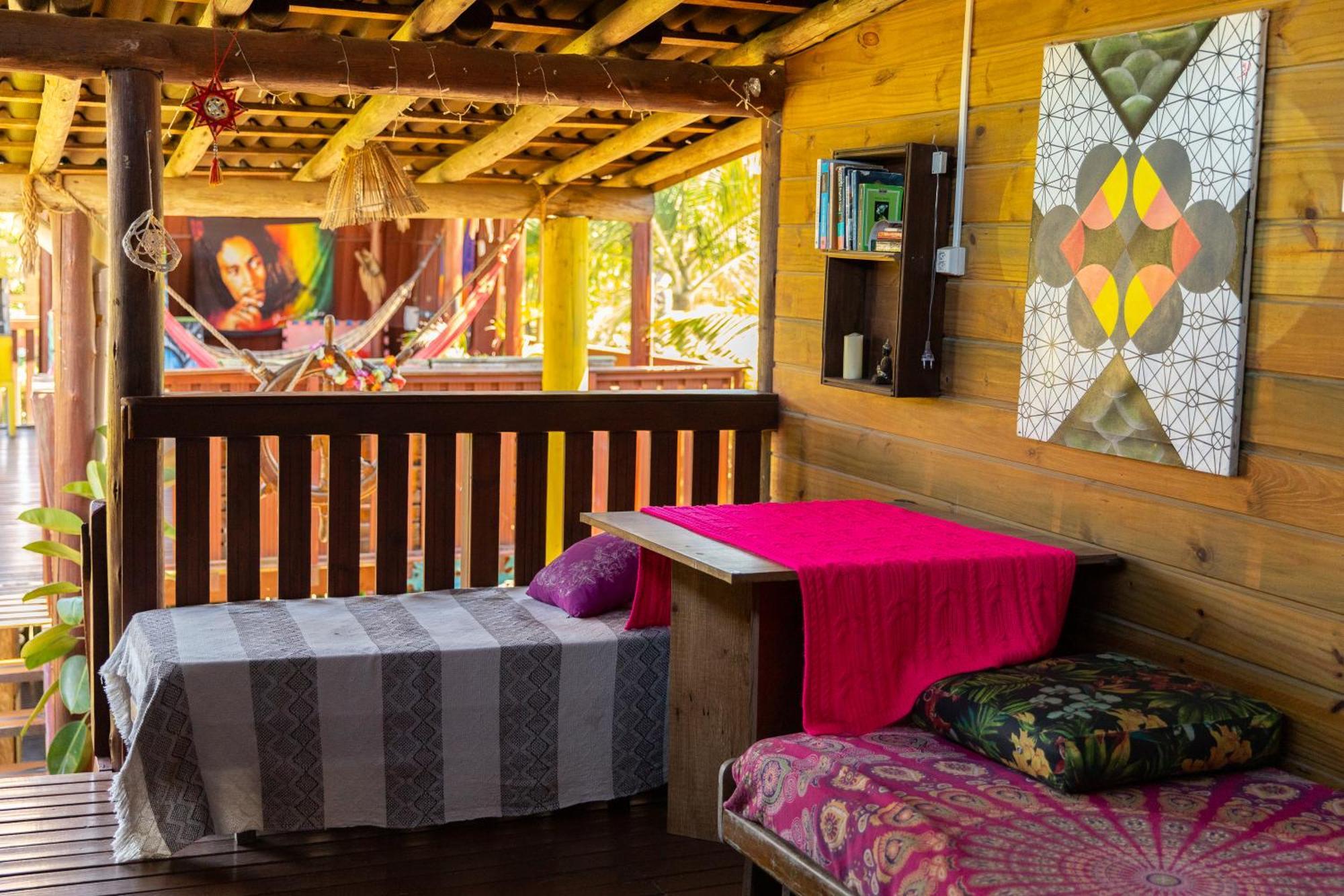 Guarda Encantada Surf Hostel Пальоса Экстерьер фото