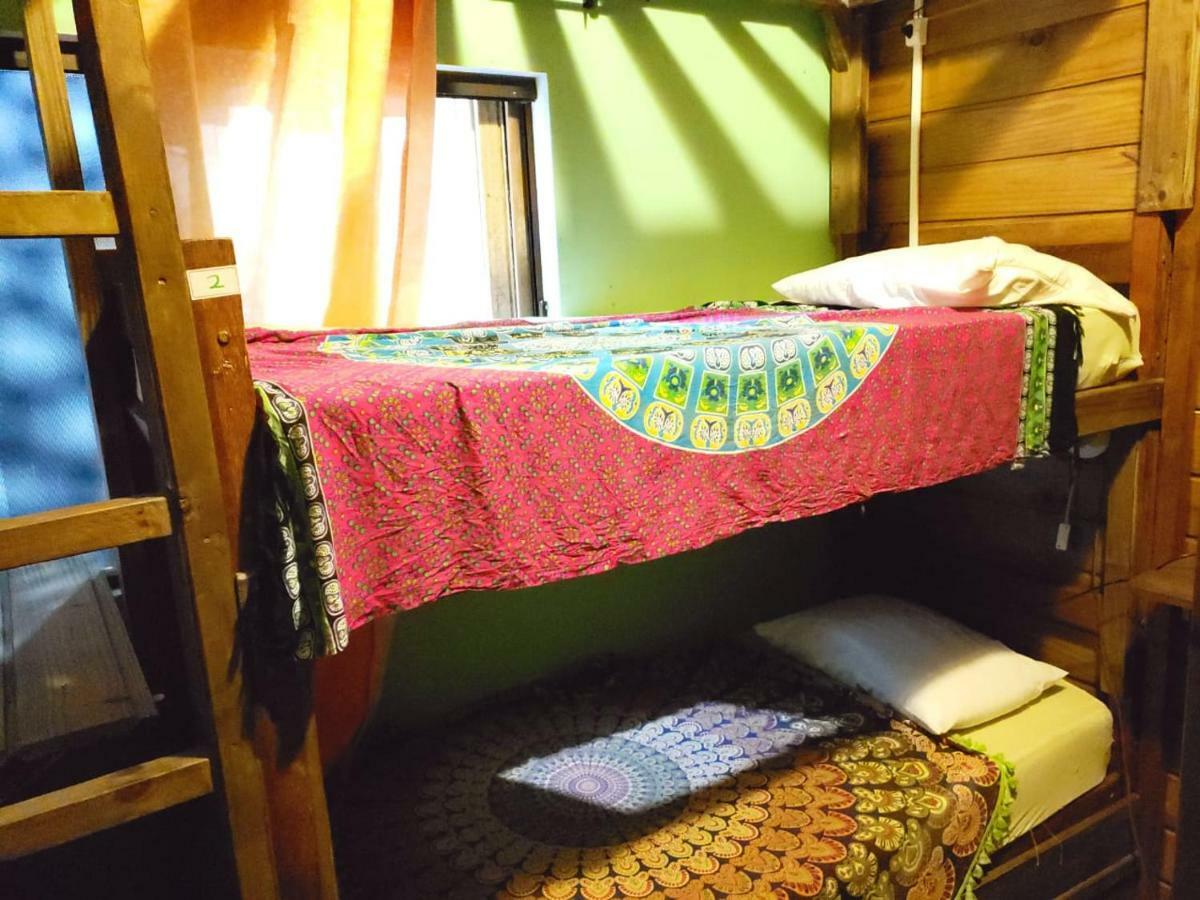 Guarda Encantada Surf Hostel Пальоса Экстерьер фото