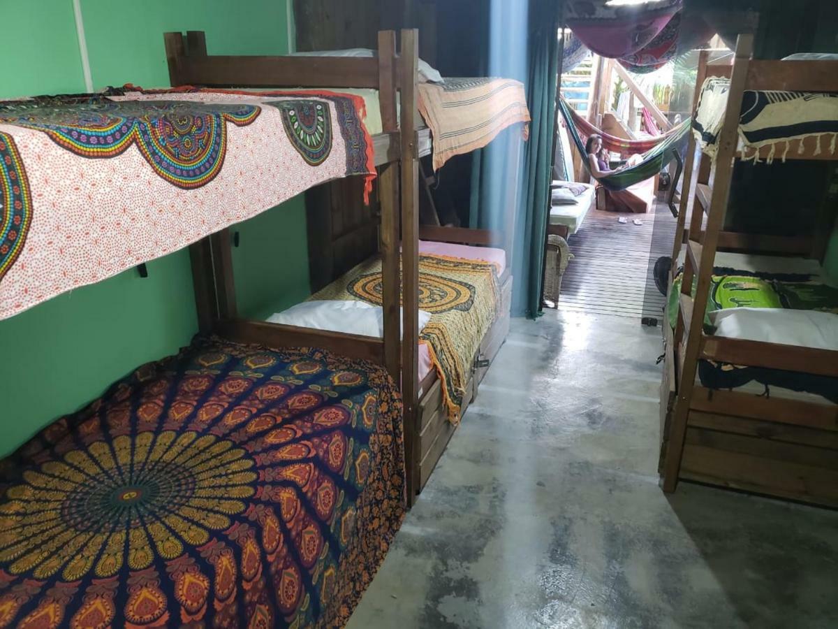 Guarda Encantada Surf Hostel Пальоса Экстерьер фото